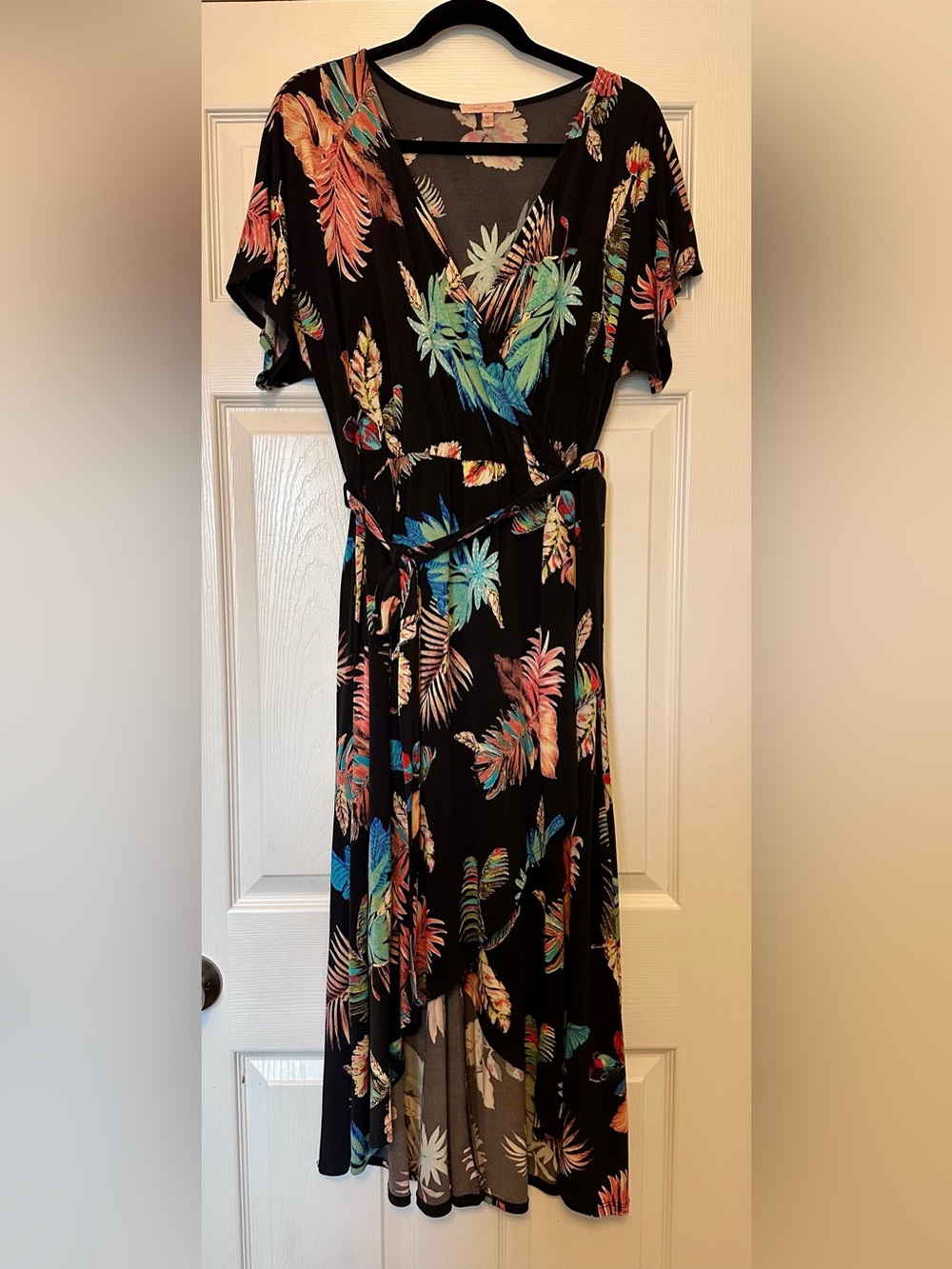 Gibson Latimer Black Midi Wrap Dress with Multicolor Tropical Print - Size XL